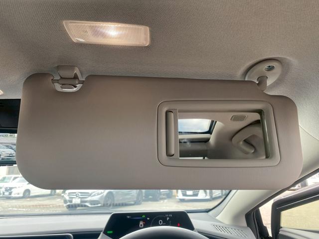 プリウス Ｚ　グー鑑定書／純正１２インチディスプレイオーディオ／全方位カメラ／パノラマルーフ／衝突軽減ブレーキ／ハンドルヒーター／シートヒーター＆クーラー／／パワーシート／ＥＴＣ／フルセグＴＶ／Ｂｌｕｅｔｏｏｔｈ（43枚目）