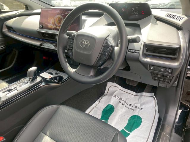 プリウス Ｚ　グー鑑定書／純正１２インチディスプレイオーディオ／全方位カメラ／パノラマルーフ／衝突軽減ブレーキ／ハンドルヒーター／シートヒーター＆クーラー／／パワーシート／ＥＴＣ／フルセグＴＶ／Ｂｌｕｅｔｏｏｔｈ（47枚目）