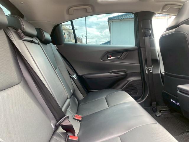 プリウス Ｚ　グー鑑定書／純正１２インチディスプレイオーディオ／全方位カメラ／パノラマルーフ／衝突軽減ブレーキ／ハンドルヒーター／シートヒーター＆クーラー／／パワーシート／ＥＴＣ／フルセグＴＶ／Ｂｌｕｅｔｏｏｔｈ（57枚目）