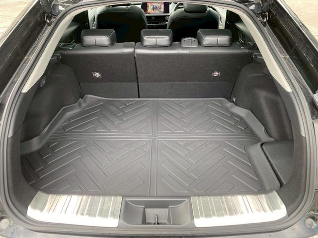 プリウス Ｚ　グー鑑定書／純正１２インチディスプレイオーディオ／全方位カメラ／パノラマルーフ／衝突軽減ブレーキ／ハンドルヒーター／シートヒーター＆クーラー／／パワーシート／ＥＴＣ／フルセグＴＶ／Ｂｌｕｅｔｏｏｔｈ（58枚目）