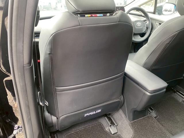 プリウス Ｚ　グー鑑定書／純正１２インチディスプレイオーディオ／全方位カメラ／パノラマルーフ／衝突軽減ブレーキ／ハンドルヒーター／シートヒーター＆クーラー／／パワーシート／ＥＴＣ／フルセグＴＶ／Ｂｌｕｅｔｏｏｔｈ（62枚目）