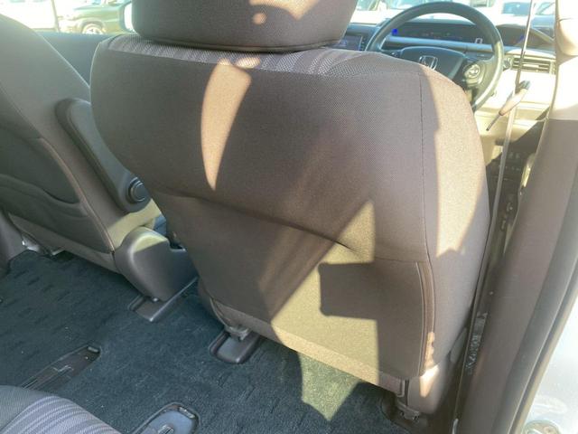 フリードハイブリッド ハイブリッド・Ｇホンダセンシング　グー鑑定書付／純正ナビ／バックカメラ／衝突軽減ブレーキ／両側パワースライドドア／コーナーセンサー／アダプティブクルーズコントロール／ワイパーデアイサー／フルセグテレビ／Ｂｌｕｅｔｏｏｔｈ／ＤＶＤ／ＣＤ（51枚目）