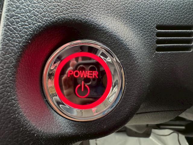 シャトル ハイブリッド　ホンダセンシング　グー鑑定書付／ナビ／バックカメラ／衝突軽減ブレーキ／ＥＴＣ／アダプティブクルーズコントロール／Ｂｌｕｅｔｏｏｔｈ／レーンアシスト／プッシュスタート／スマートキー／スペアスマートキー／オートエアコン（12枚目）