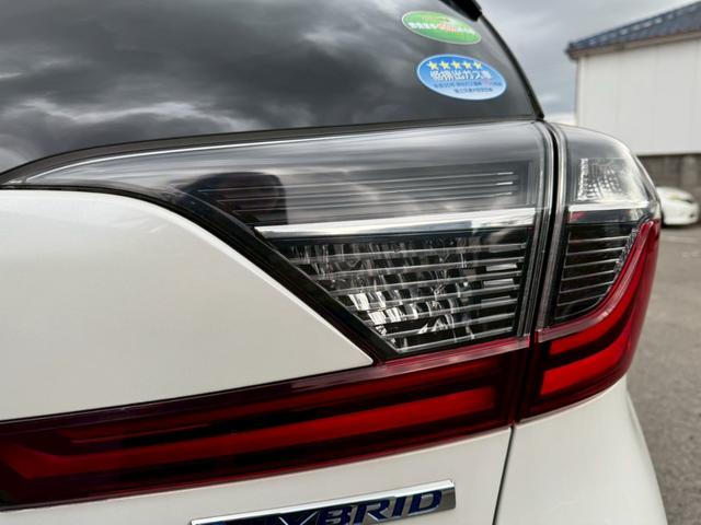 シャトル ハイブリッド　ホンダセンシング　グー鑑定書付／ナビ／バックカメラ／衝突軽減ブレーキ／ＥＴＣ／アダプティブクルーズコントロール／Ｂｌｕｅｔｏｏｔｈ／レーンアシスト／プッシュスタート／スマートキー／スペアスマートキー／オートエアコン（24枚目）