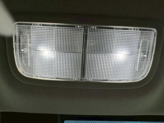 シャトル ハイブリッド　ホンダセンシング　グー鑑定書付／ナビ／バックカメラ／衝突軽減ブレーキ／ＥＴＣ／アダプティブクルーズコントロール／Ｂｌｕｅｔｏｏｔｈ／レーンアシスト／プッシュスタート／スマートキー／スペアスマートキー／オートエアコン（41枚目）