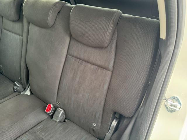 シャトル ハイブリッド　ホンダセンシング　グー鑑定書付／ナビ／バックカメラ／衝突軽減ブレーキ／ＥＴＣ／アダプティブクルーズコントロール／Ｂｌｕｅｔｏｏｔｈ／レーンアシスト／プッシュスタート／スマートキー／スペアスマートキー／オートエアコン（64枚目）