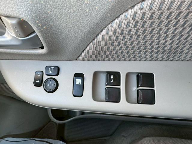 エブリイワゴン ＰＺターボスペシャル　グー鑑定書付／ナビ／バックカメラ／衝突軽減ブレーキ／両側パワースライドドア／オートライト／オートエアコン／プッシュスタート／スマートキー／フルフラットシート／電動格納ミラー／横滑り防止装置（25枚目）