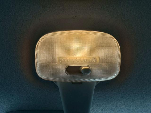 エブリイワゴン ＰＺターボスペシャル　グー鑑定書付／ナビ／バックカメラ／衝突軽減ブレーキ／両側パワースライドドア／オートライト／オートエアコン／プッシュスタート／スマートキー／フルフラットシート／電動格納ミラー／横滑り防止装置（34枚目）