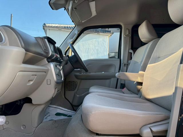 エブリイワゴン ＰＺターボスペシャル　グー鑑定書付／ナビ／バックカメラ／衝突軽減ブレーキ／両側パワースライドドア／オートライト／オートエアコン／プッシュスタート／スマートキー／フルフラットシート／電動格納ミラー／横滑り防止装置（66枚目）