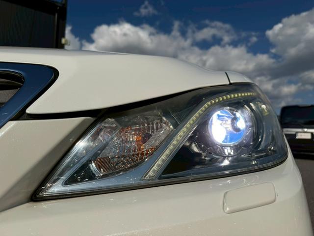 クラウンハイブリッド ロイヤルサルーンG グー鑑定書付/純正ナビ/バックカメラ/ETC車載器/クルーズコントロール/パワーシート/シートヒーター/シートエアコン/フルセグテレビ/Bluetooth/Wエアコン/ディスチャージヘッドライト(24枚目)