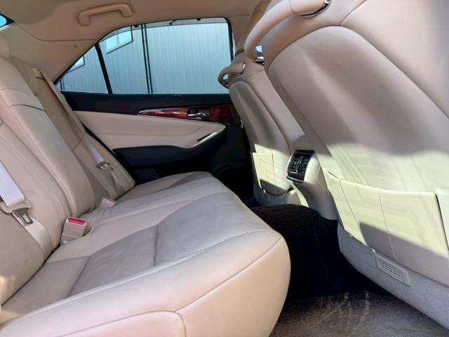 クラウンハイブリッド ロイヤルサルーンG グー鑑定書付/純正ナビ/バックカメラ/ETC車載器/クルーズコントロール/パワーシート/シートヒーター/シートエアコン/フルセグテレビ/Bluetooth/Wエアコン/ディスチャージヘッドライト(59枚目)