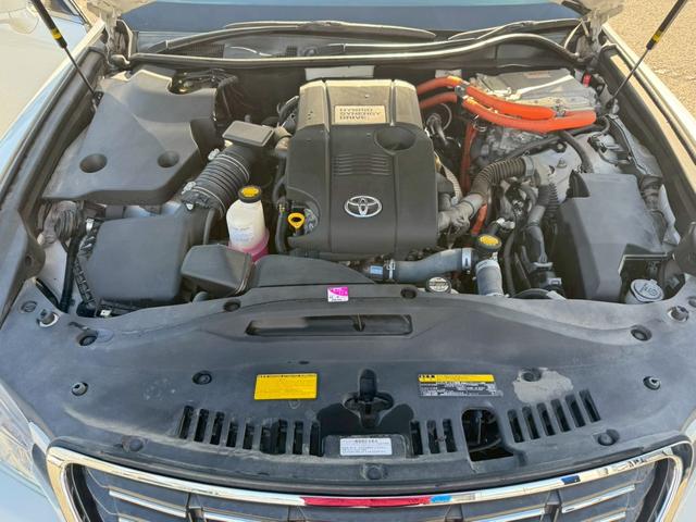 クラウンハイブリッド ロイヤルサルーンG グー鑑定書付/純正ナビ/バックカメラ/ETC車載器/クルーズコントロール/パワーシート/シートヒーター/シートエアコン/フルセグテレビ/Bluetooth/Wエアコン/ディスチャージヘッドライト(72枚目)