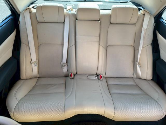 クラウンハイブリッド ロイヤルサルーンG グー鑑定書付/純正ナビ/バックカメラ/ETC車載器/クルーズコントロール/パワーシート/シートヒーター/シートエアコン/フルセグテレビ/Bluetooth/Wエアコン/ディスチャージヘッドライト(73枚目)