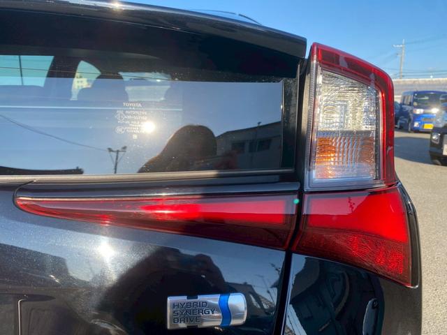 プリウス Ｓ　グー鑑定書付／ナビ／バックカメラ／衝突軽減ブレーキ／コーナーセンサー／アダプティブクルーズコントロール／Ｂｌｕｅｔｏｏｔｈ／ＥＴＣ車載器／オートマチックハイビーム／ＬＥＤヘッドライト／スペアスマートキ（23枚目）