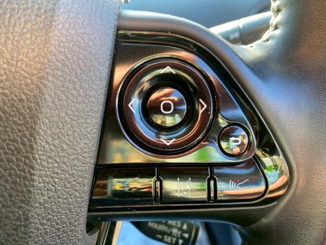 プリウス Ｓ　グー鑑定書付／ナビ／バックカメラ／衝突軽減ブレーキ／コーナーセンサー／アダプティブクルーズコントロール／Ｂｌｕｅｔｏｏｔｈ／ＥＴＣ車載器／オートマチックハイビーム／ＬＥＤヘッドライト／スペアスマートキ（31枚目）