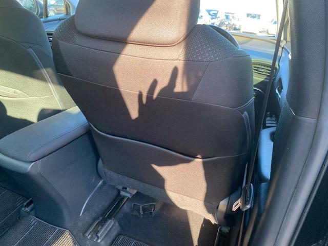 プリウス Ｓ　グー鑑定書付／ナビ／バックカメラ／衝突軽減ブレーキ／コーナーセンサー／アダプティブクルーズコントロール／Ｂｌｕｅｔｏｏｔｈ／ＥＴＣ車載器／オートマチックハイビーム／ＬＥＤヘッドライト／スペアスマートキ（51枚目）