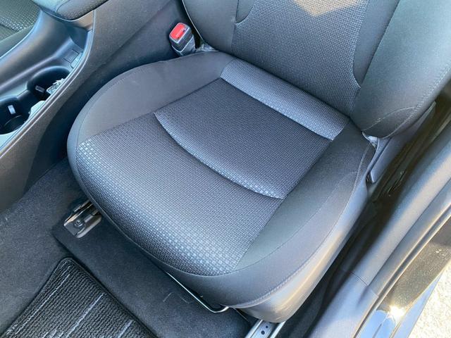 プリウス Ｓ　グー鑑定書付／ナビ／バックカメラ／衝突軽減ブレーキ／コーナーセンサー／アダプティブクルーズコントロール／Ｂｌｕｅｔｏｏｔｈ／ＥＴＣ車載器／オートマチックハイビーム／ＬＥＤヘッドライト／スペアスマートキ（68枚目）