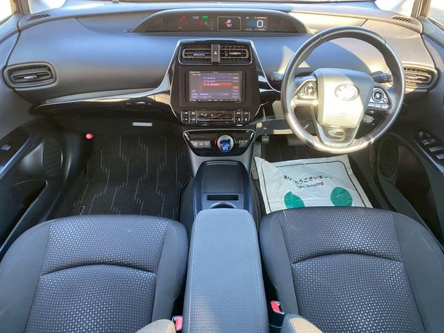 プリウス Ｓ　グー鑑定書付／ナビ／バックカメラ／衝突軽減ブレーキ／コーナーセンサー／アダプティブクルーズコントロール／Ｂｌｕｅｔｏｏｔｈ／ＥＴＣ車載器／オートマチックハイビーム／ＬＥＤヘッドライト／スペアスマートキ（72枚目）