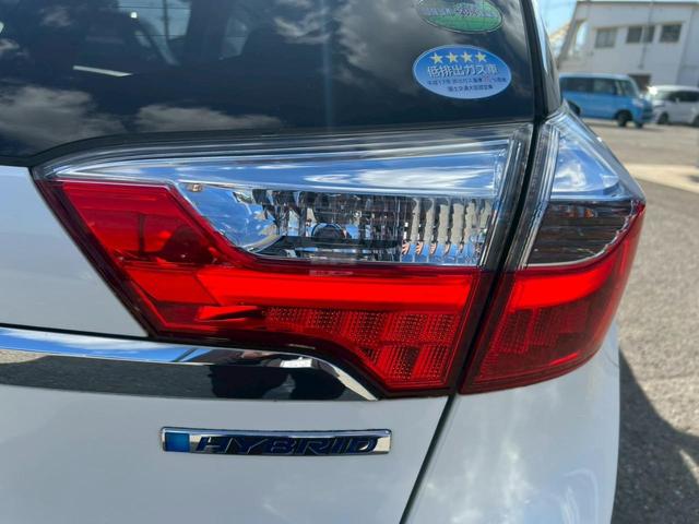 ���T�C�h�~���[��