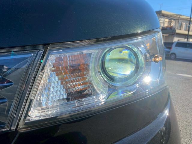 パレットＳＷ リミテッドＩＩ　グー鑑定書付／純正ナビ／バックカメラ／シートヒーター／両側パワースライドドア／ディスチャージヘッドライト／テレビ／ＣＤ／オートライト／純正１４インチアルミホイール／スマートキー／ステアリングリモコン（21枚目）