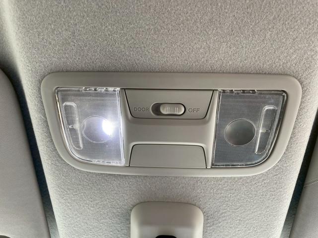 Ｎ－ＢＯＸカスタム Ｇ　グー鑑定書付／ナビ／バックカメラ／Ｂｌｕｅｔｏｏｔｈ／ＴＶ／パワースライドドア／ＥＴＣ車載器／オートライト／オートエアコン／プッシュスタート／スマートキー／フルフラットシート／アイドリングストップ（38枚目）