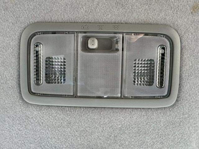 タント カスタムＸスペシャル　グー鑑定書／ナビ／ＥＴＣ／パワースライドドア／スマートキー／Ｂｌｕｅｔｏｏｔｈ／ＤＶＤ／ＣＤ／アイドリングストップ／フルフラットシート／パワーウィンドウ／ＨＩＤヘッドライト（38枚目）