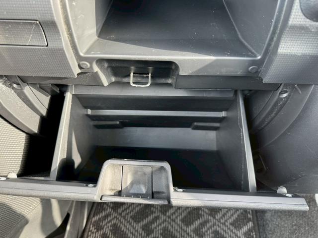 タント カスタムＸスペシャル　グー鑑定書／ナビ／ＥＴＣ／パワースライドドア／スマートキー／Ｂｌｕｅｔｏｏｔｈ／ＤＶＤ／ＣＤ／アイドリングストップ／フルフラットシート／パワーウィンドウ／ＨＩＤヘッドライト（44枚目）