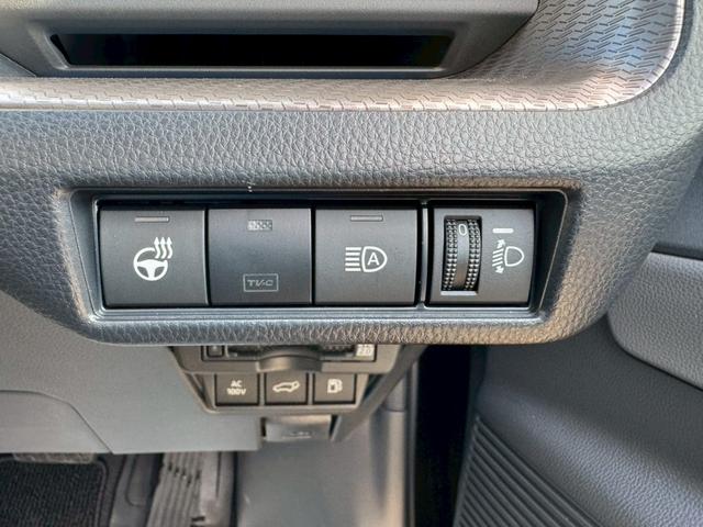 プリウス Ｚ　グー鑑定書付／ディスプレイオーディオ／ナビ／パワーシート／バックカメラ／レーダークルーズコントロール／ＥＴＣ車載器／シートヒーター／フルセグテレビ／Ｂｌｕｅｔｏｏｔｈ／プッシュスタート／スマートキー（9枚目）