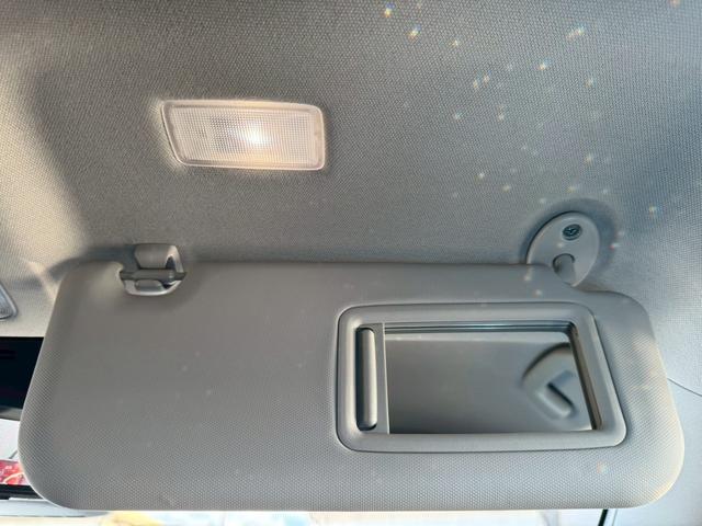 プリウス Ｚ　グー鑑定書付／ディスプレイオーディオ／ナビ／パワーシート／バックカメラ／レーダークルーズコントロール／ＥＴＣ車載器／シートヒーター／フルセグテレビ／Ｂｌｕｅｔｏｏｔｈ／プッシュスタート／スマートキー（39枚目）