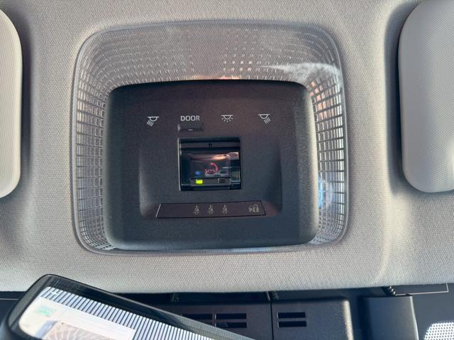 プリウス Ｚ　グー鑑定書付／ディスプレイオーディオ／ナビ／パワーシート／バックカメラ／レーダークルーズコントロール／ＥＴＣ車載器／シートヒーター／フルセグテレビ／Ｂｌｕｅｔｏｏｔｈ／プッシュスタート／スマートキー（41枚目）