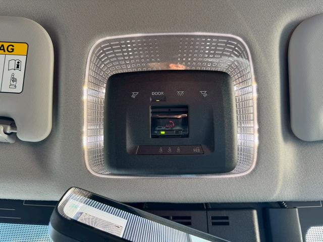 プリウス Ｚ　グー鑑定書付／ディスプレイオーディオ／ナビ／パワーシート／バックカメラ／レーダークルーズコントロール／ＥＴＣ車載器／シートヒーター／フルセグテレビ／Ｂｌｕｅｔｏｏｔｈ／プッシュスタート／スマートキー（42枚目）