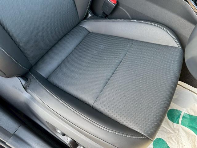 プリウス Ｚ　グー鑑定書付／ディスプレイオーディオ／ナビ／パワーシート／バックカメラ／レーダークルーズコントロール／ＥＴＣ車載器／シートヒーター／フルセグテレビ／Ｂｌｕｅｔｏｏｔｈ／プッシュスタート／スマートキー（50枚目）