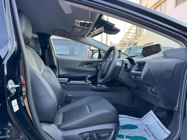 プリウス Ｚ　グー鑑定書付／ディスプレイオーディオ／ナビ／パワーシート／バックカメラ／レーダークルーズコントロール／ＥＴＣ車載器／シートヒーター／フルセグテレビ／Ｂｌｕｅｔｏｏｔｈ／プッシュスタート／スマートキー（51枚目）