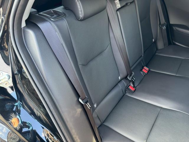 プリウス Ｚ　グー鑑定書付／ディスプレイオーディオ／ナビ／パワーシート／バックカメラ／レーダークルーズコントロール／ＥＴＣ車載器／シートヒーター／フルセグテレビ／Ｂｌｕｅｔｏｏｔｈ／プッシュスタート／スマートキー（55枚目）