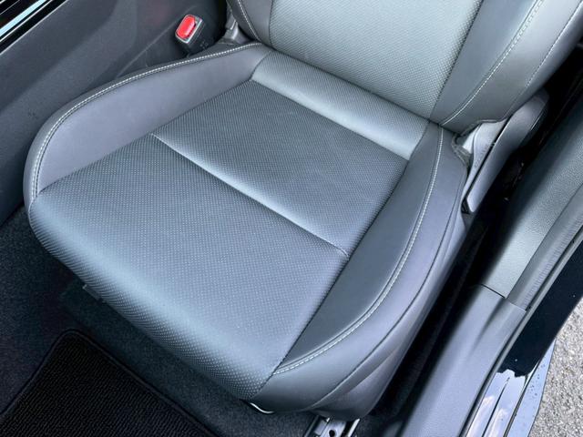 プリウス Ｚ　グー鑑定書付／ディスプレイオーディオ／ナビ／パワーシート／バックカメラ／レーダークルーズコントロール／ＥＴＣ車載器／シートヒーター／フルセグテレビ／Ｂｌｕｅｔｏｏｔｈ／プッシュスタート／スマートキー（70枚目）