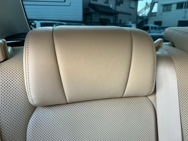 クラウンハイブリッド ロイヤル　グー認定書付／ＨＤＤナビ／バックカメラ／ＥＴＣ車載器／パワーシート／ディスチャージヘッドライト／フルセグテレビ／Ｂｌｕｅｔｏｏｔｈ／プッシュスタート／スマートキー／純正１６インチホイール（51枚目）