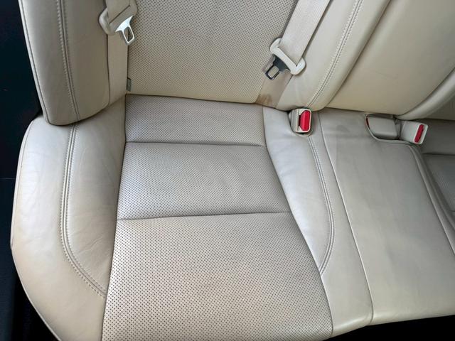 クラウンハイブリッド ロイヤル　グー認定書付／ＨＤＤナビ／バックカメラ／ＥＴＣ車載器／パワーシート／ディスチャージヘッドライト／フルセグテレビ／Ｂｌｕｅｔｏｏｔｈ／プッシュスタート／スマートキー／純正１６インチホイール（53枚目）