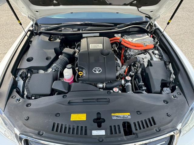 クラウンハイブリッド ロイヤル　グー認定書付／ＨＤＤナビ／バックカメラ／ＥＴＣ車載器／パワーシート／ディスチャージヘッドライト／フルセグテレビ／Ｂｌｕｅｔｏｏｔｈ／プッシュスタート／スマートキー／純正１６インチホイール（67枚目）