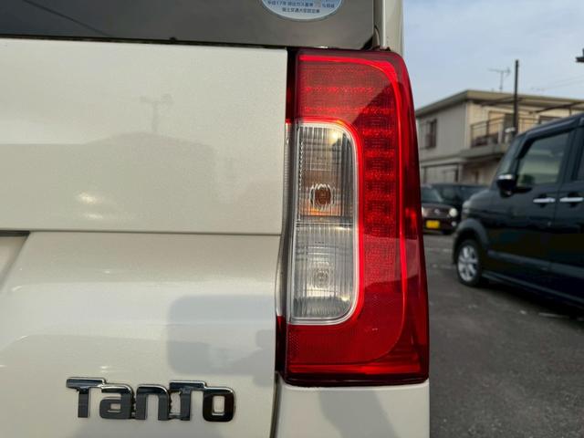 タント X SA グー鑑定書付/純正ナビ/パワースライドドア/テレビ/CD/DVD/ETC車載器/衝突軽減ブレーキ/オートライト/スマートキー/オートエアコン/ベンチシート/フルフラットシート/プッシュスタート(24枚目)
