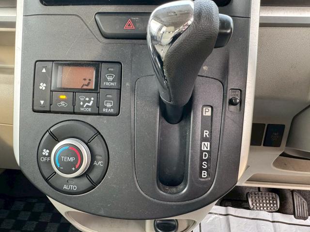 タント X SA グー鑑定書付/純正ナビ/パワースライドドア/テレビ/CD/DVD/ETC車載器/衝突軽減ブレーキ/オートライト/スマートキー/オートエアコン/ベンチシート/フルフラットシート/プッシュスタート(32枚目)