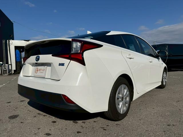 プリウス S グー認定書付/ナビ/バックカメラ/衝突軽減ブレーキ/ETC車載器/クルーズコントロール/プッシュスタート/Bluetooth/スペアスマートキー/LEDヘッドライト/オートマチックハイビーム(16枚目)