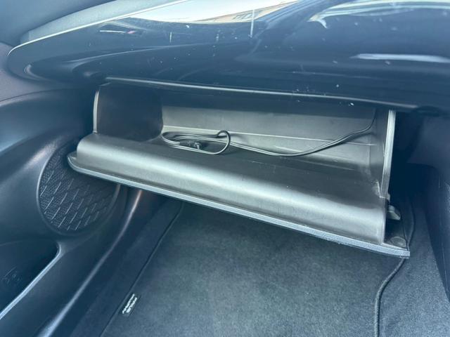 プリウス S グー認定書付/ナビ/バックカメラ/衝突軽減ブレーキ/ETC車載器/クルーズコントロール/プッシュスタート/Bluetooth/スペアスマートキー/LEDヘッドライト/オートマチックハイビーム(44枚目)