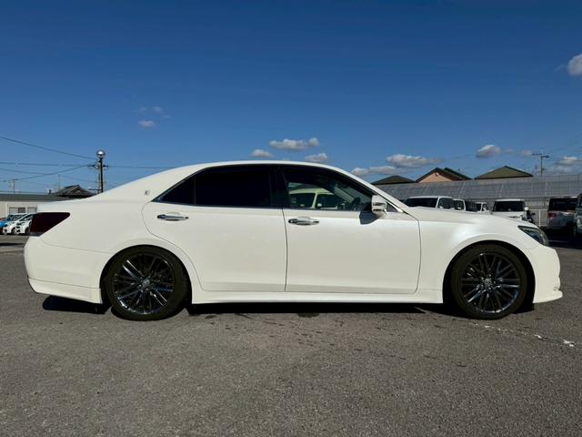 クラウンハイブリッド アスリートS グー鑑定書付/純正ナビ/バックカメラ/衝突軽減ブレーキ/レーダークルーズコントロール/ETC車載器/フルセグテレビ/Bluetooth/シートヒーター/シートエアコン/プッシュスタート/スマートキー(21枚目)