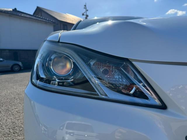 クラウンハイブリッド アスリートS グー鑑定書付/純正ナビ/バックカメラ/衝突軽減ブレーキ/レーダークルーズコントロール/ETC車載器/フルセグテレビ/Bluetooth/シートヒーター/シートエアコン/プッシュスタート/スマートキー(22枚目)