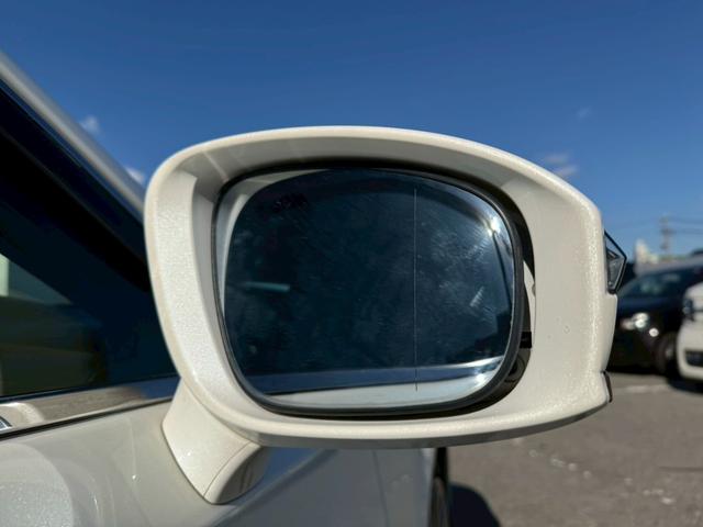 クラウンハイブリッド アスリートS グー鑑定書付/純正ナビ/バックカメラ/衝突軽減ブレーキ/レーダークルーズコントロール/ETC車載器/フルセグテレビ/Bluetooth/シートヒーター/シートエアコン/プッシュスタート/スマートキー(28枚目)