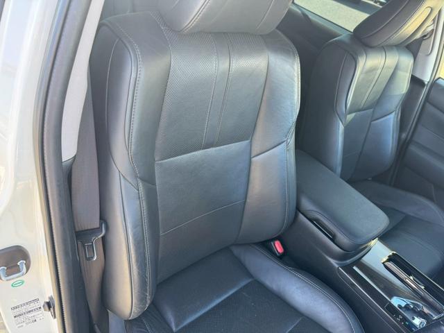 クラウンハイブリッド アスリートS グー鑑定書付/純正ナビ/バックカメラ/衝突軽減ブレーキ/レーダークルーズコントロール/ETC車載器/フルセグテレビ/Bluetooth/シートヒーター/シートエアコン/プッシュスタート/スマートキー(52枚目)