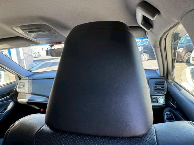 クラウンハイブリッド アスリートS グー鑑定書付/純正ナビ/バックカメラ/衝突軽減ブレーキ/レーダークルーズコントロール/ETC車載器/フルセグテレビ/Bluetooth/シートヒーター/シートエアコン/プッシュスタート/スマートキー(55枚目)