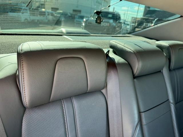 クラウンハイブリッド アスリートS グー鑑定書付/純正ナビ/バックカメラ/衝突軽減ブレーキ/レーダークルーズコントロール/ETC車載器/フルセグテレビ/Bluetooth/シートヒーター/シートエアコン/プッシュスタート/スマートキー(57枚目)