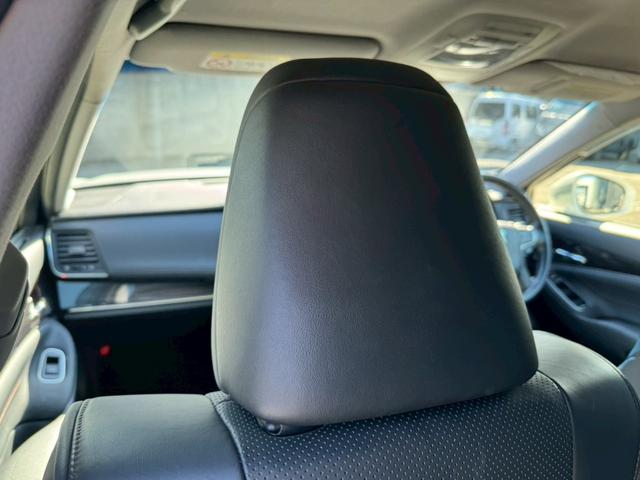 クラウンハイブリッド アスリートS グー鑑定書付/純正ナビ/バックカメラ/衝突軽減ブレーキ/レーダークルーズコントロール/ETC車載器/フルセグテレビ/Bluetooth/シートヒーター/シートエアコン/プッシュスタート/スマートキー(62枚目)