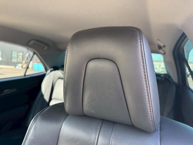 クラウンハイブリッド アスリートS グー鑑定書付/純正ナビ/バックカメラ/衝突軽減ブレーキ/レーダークルーズコントロール/ETC車載器/フルセグテレビ/Bluetooth/シートヒーター/シートエアコン/プッシュスタート/スマートキー(68枚目)